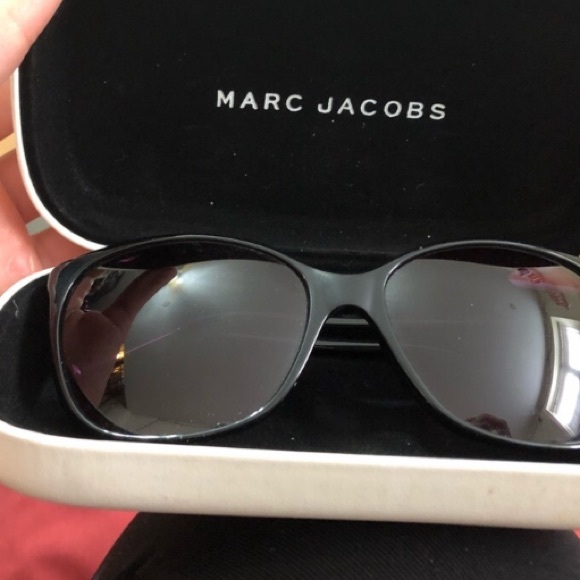 Marc Jacobs Sunglasses - Picture 4 of 4